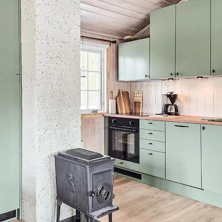 3 Bedroom Awesome In