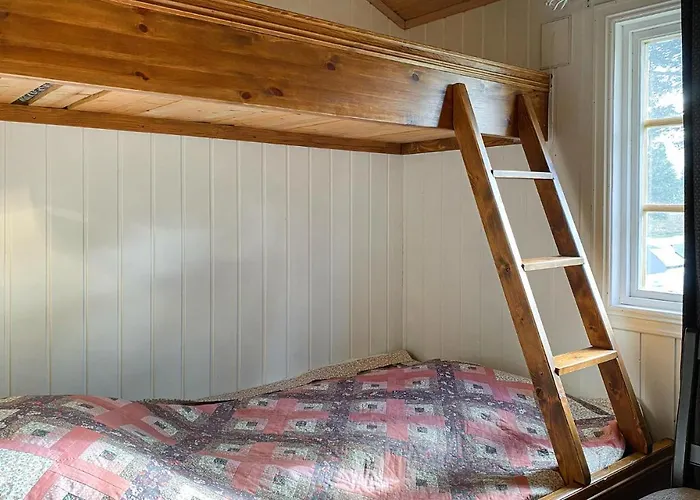 3 Bedroom Awesome In Дом отдыха Bjorli